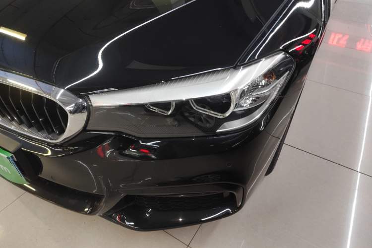 Used BMW 5 Series 2019 530Li Leading Model M Sport Package