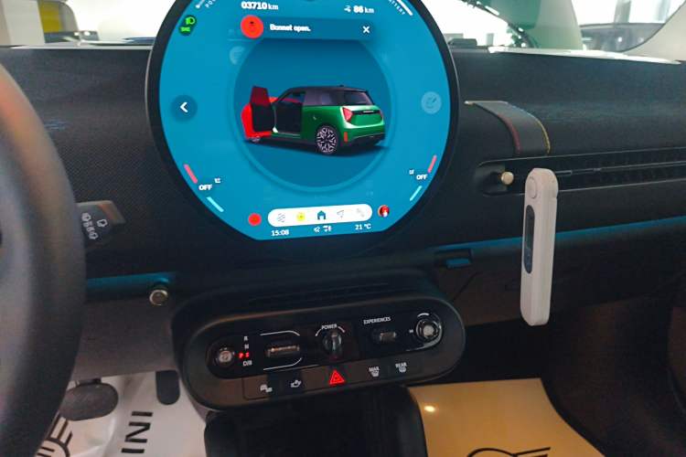 Used MINI Electric COOPER 2024 452km COOPER SE Artist
