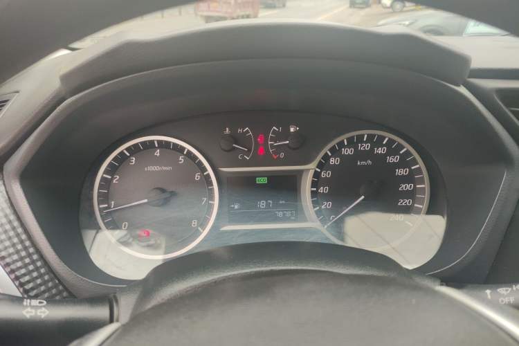 Used Nissan Lannia 2016 1.6L Manual Cool Edition
