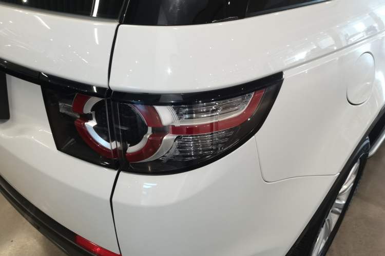 Used Land Rover Discovery Sport 2018 240 PS SE Version Right Rear Taillight