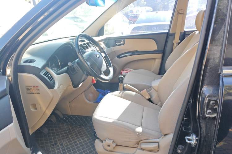 Used Kia Sportage 2013 2.0L Manual Two-Wheel Drive GL Trim