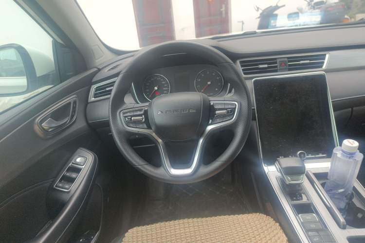 Used Roewe RX5 2020 PLUS 300TGI Automatic Ali National Style Luxury Edition
