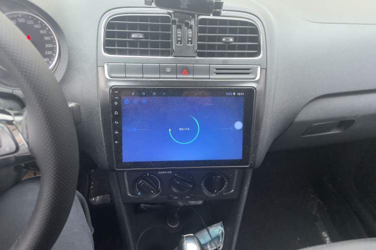 Used Volkswagen Polo 2016 1.6L Automatic Comfort Model
