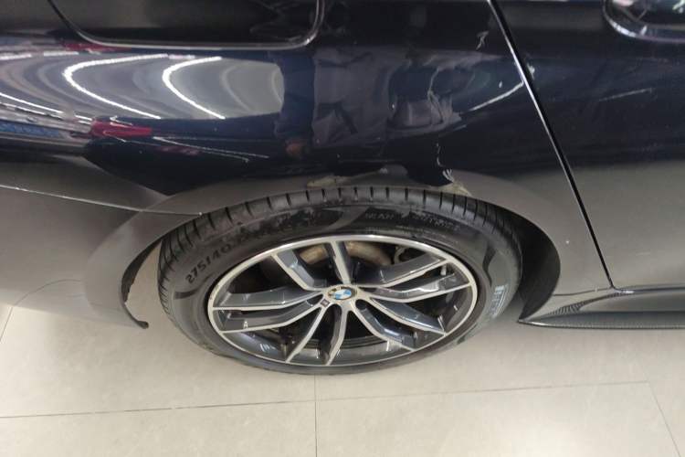 Used BMW 5 Series (Import) 2021 525i M Sport Package
