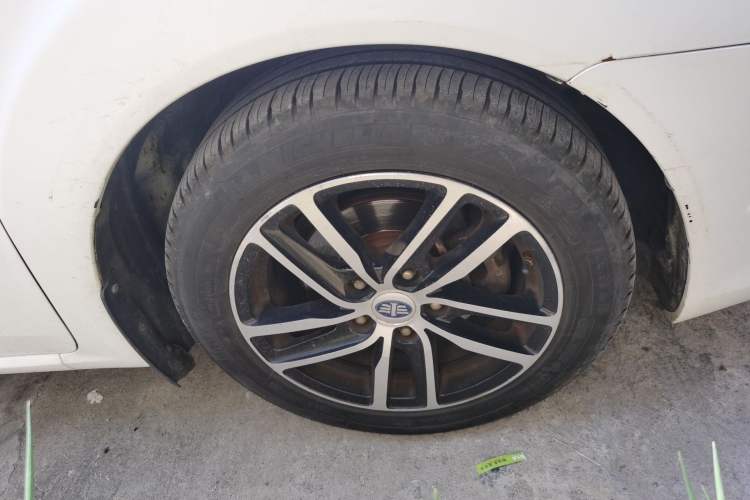 Used Bestune B50 2013 1.6L manual luxury version