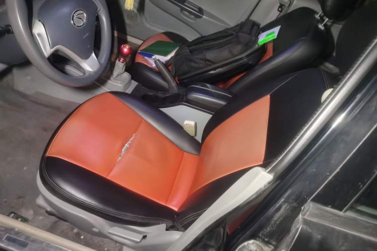 Used Soueast V3 Lingyue 2011 1.5L Manual Happiness Edition Left Front Seat