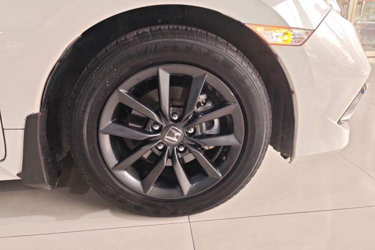 Used Honda Civic 2016 220TURBO CVT Prestige Edition
