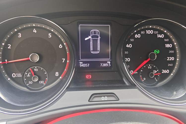 Used Volkswagen Teramont 2017 380TSI Four-Wheel Drive Luxury Edition Odometer Close Up