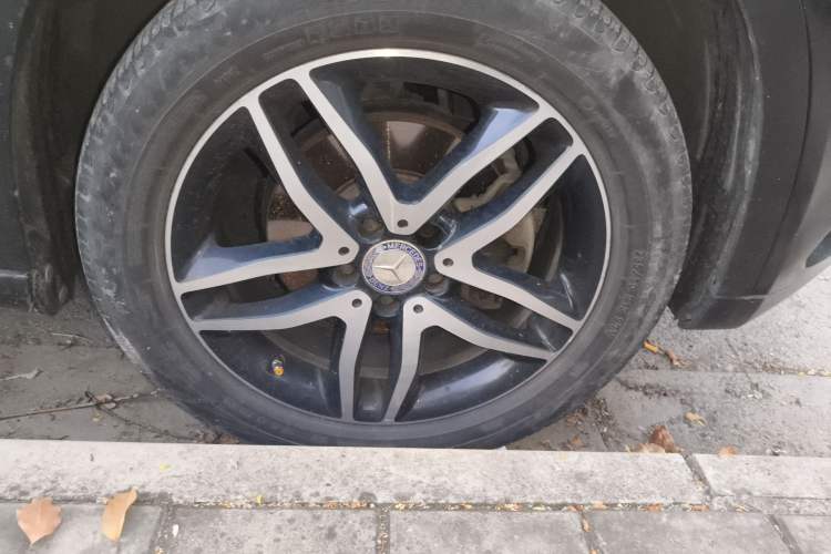 Used Mercedes-Benz GLA 2015 GLA 200 Fashion Model