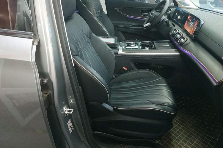 Used Chery Tiggo 9 2023 2.0T Dual-Clutch Two-Wheel Drive Luxury Edition 5 Seats