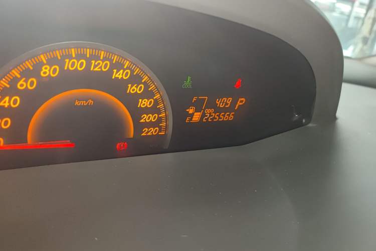 Used Toyota Yaris 2008 1.6 RS Automatic Supreme Edition Odometer Close Up