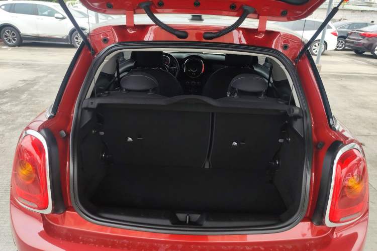 Used MINI 2014 1.5T COOPER Fun
