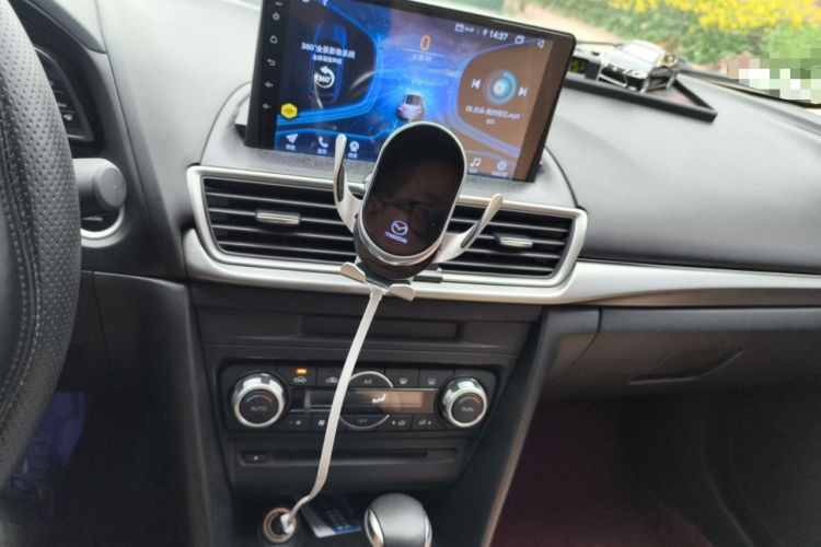 Used Mazda Mazda 3 Axela 2017 Sedan 1.5L Automatic Luxury Model China VI Standard