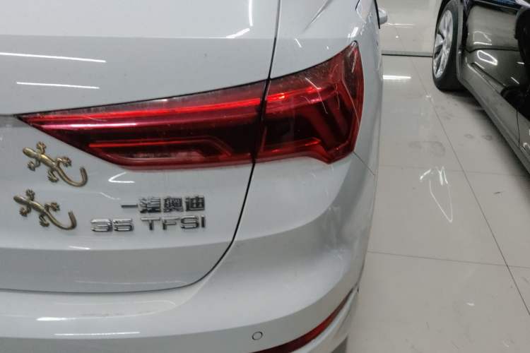 Used Audi Q3 2020 35 TFSI Fashion Dynamic Model