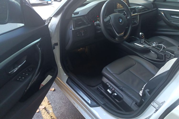 Used BMW 3 Series GT 2014 320i Leading Model Driver Seat