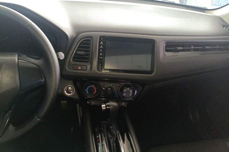 Used Honda Vezel 2019 1.5L CVT Luxury Model China VI
