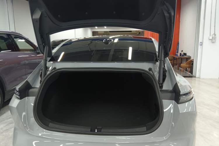 Used Nio ET5 2022 75 kWh