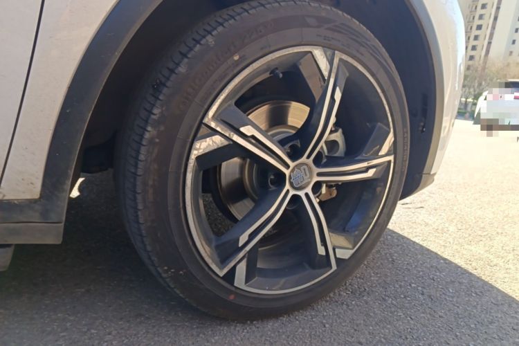 Used BYD Tang New Energy 2021 DM-i 112KM Prestige Model Right Front Wheel Hub