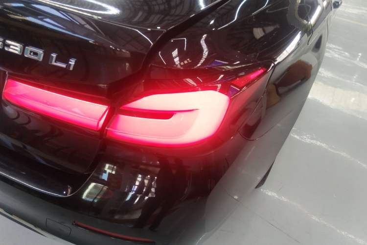 Used BMW 5 Series 2021 Restyled 530Li Leading Edition Luxury Package
