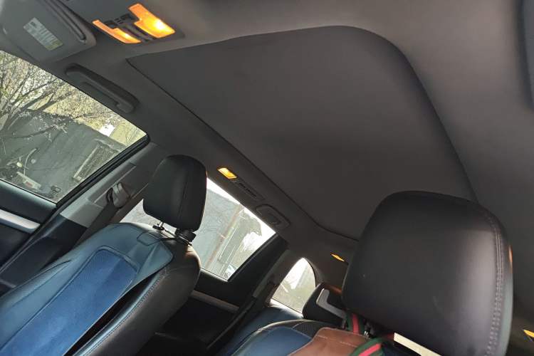 Used Toyota Highlander 2018 2.0T Four-Wheel Drive Luxury Edition 7 Seats China V Emission Standard