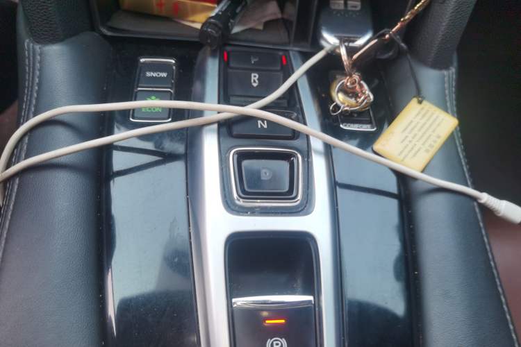 Used Honda UR-V 2017 370TURBO Four-Wheel Drive Prestige Edition China V Gear Lever