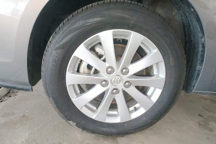 Used Buick GL8 2018 28T Comfort Model China VI Standard