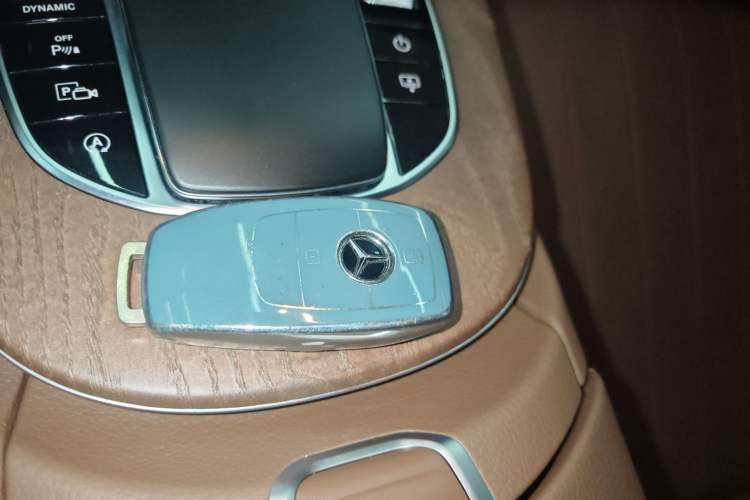 Used Mercedes-Benz E-Class 2023 Updated E 300 L Luxury Edition
