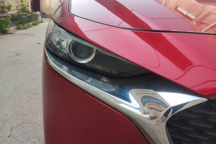 Used Mazda 3 Axela 2021 1.5L Automatic Zhiyue Edition Right Front Headlight