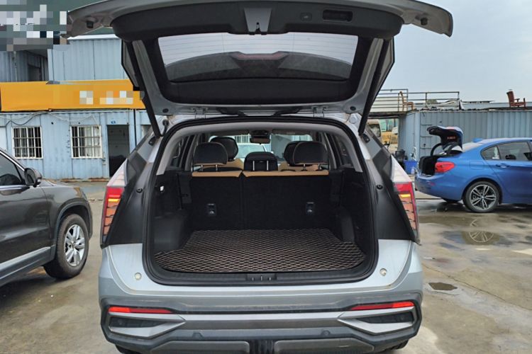 Used Geely Auto FX11 2023 1.5TD DCT Prestige Edition Trunk