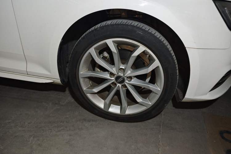 Used Audi A4L 2017 40 TFSI Style Edition
