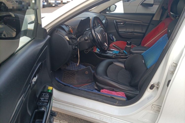 Used GAC Trumpchi GA6 2016 235T DCT Comfort Edition Driver Seat