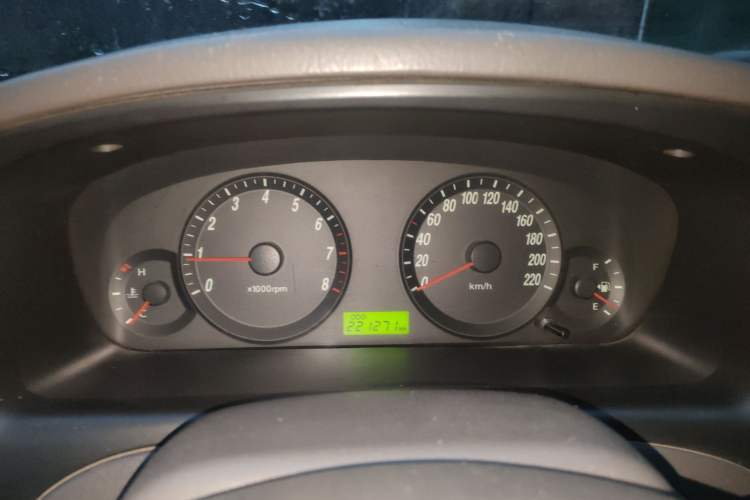 Used Hyundai Elantra 2011 1.6L Manual Comfort Version
