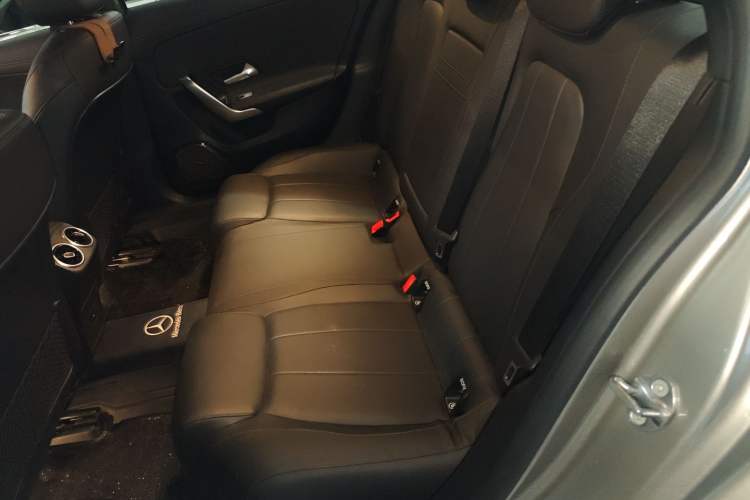 Used Mercedes-Benz A-Class 2022 Restyled A 200 L Sport Sedan Fashion Version
