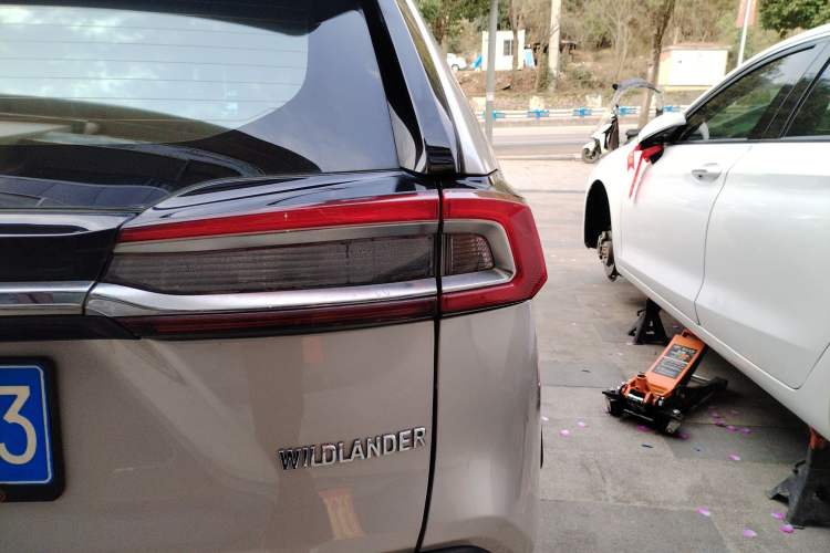 Used Toyota Wildlander 2023 2.0L CVT Two-Wheel Drive Luxury PLUS Edition