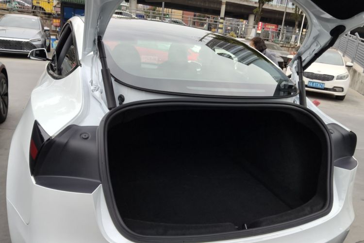 Used Tesla Model 3 2025 Rear-Wheel-Drive Version