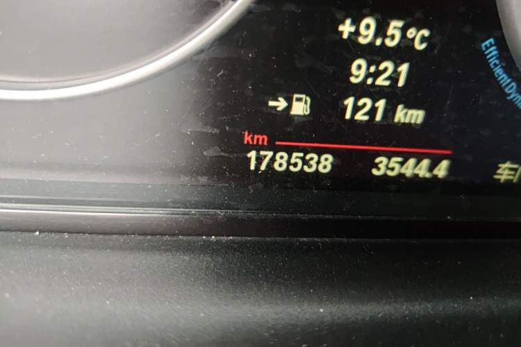 Used BMW 5 Series 2013 525Li Leading Model