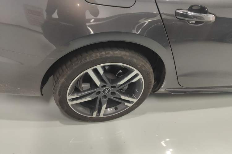 Used Audi A4L 2022 40 TFSI Fashion Dynamic Model
