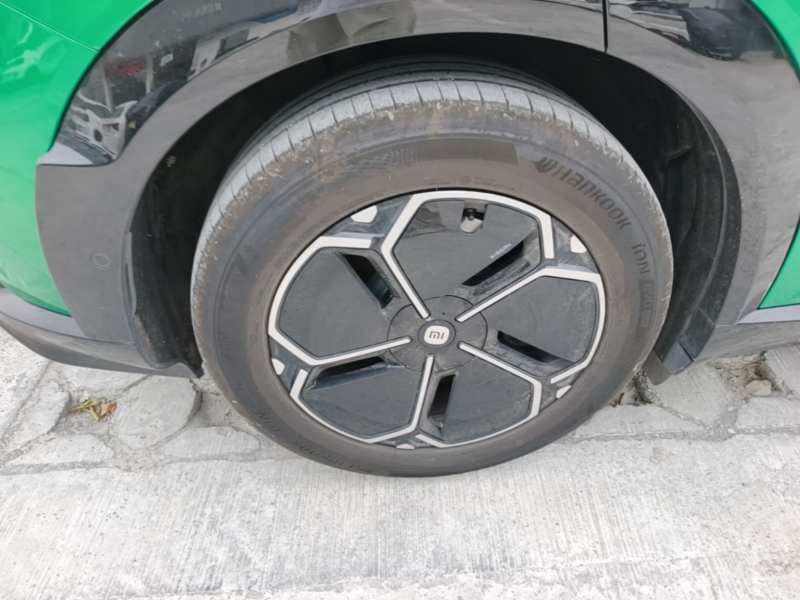 Used Xiaomi Auto YU7 2025 Ultra-Long Range All-Wheel Drive Pro Version — 25