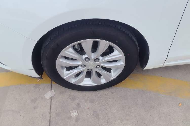 Used Buick GT 2021 Revised Version Flagship 1.5L Automatic Elite Edition Exterior 4