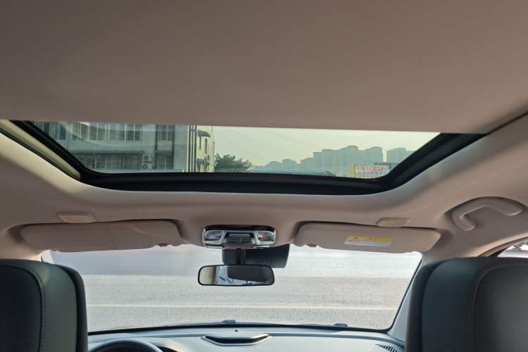 Used SOL X8 PLUS 2023 1.5 TGDI DCT ZhiShang Edition 7-Seater