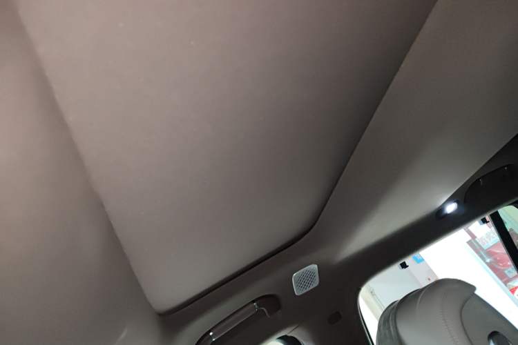 Used Denza N9 2025 Prestige Version