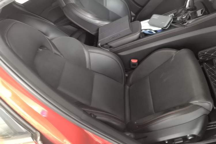 Used Lynk & Co 03 2019 1.5TD DCT JingPro Edition China VI Standard Right Front Seat