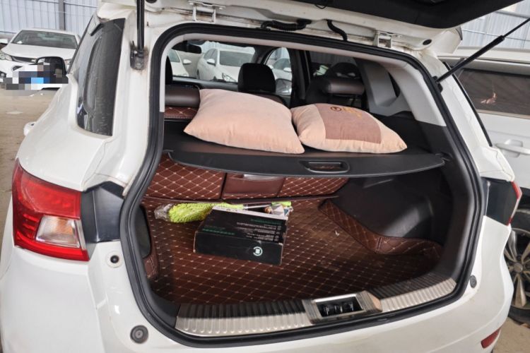 Used GAC Trumpchi GS4 2017 235T Automatic Two-Wheel Drive Luxury Smart Connectivity Version Trunk