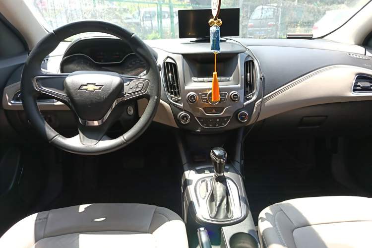 Used Chevrolet Cruze 2015 1.4T DCG Luxury Edition