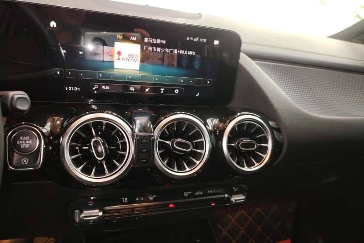 Used Mercedes-Benz GLA 2020 GLA 200 Audio And AC Panel