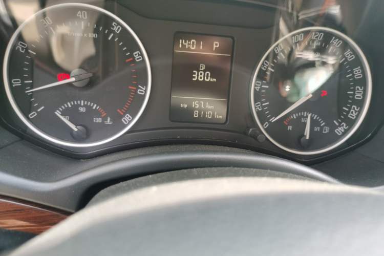 Used Skoda Octavia 2013 1.4TSI DSG Yijun Edition Odometer Close Up