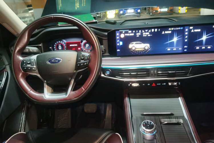 Used Ford Explorer 2023 EcoBoost 285 Four-Wheel Drive Titanium Edition 6 Seats