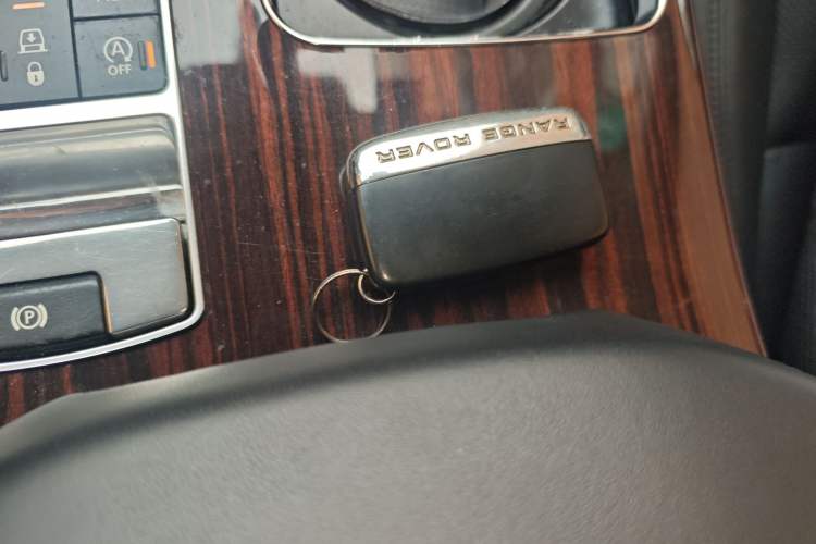 Used Land Rover Range Rover 2014 Revised 3.0 SC V6 Vogue