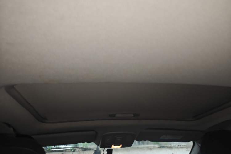 Used Citroen C4L 2013 1.6 THP Automatic Impression Edition
