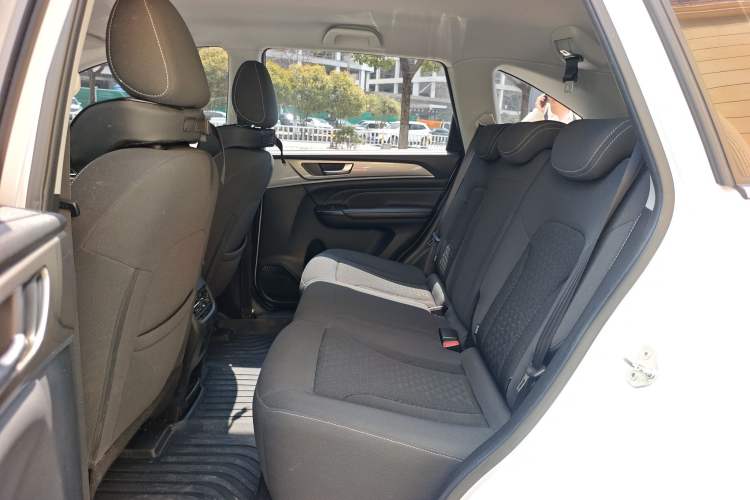 Used Haval M6 2021 PLUS 1.5T DCT Elite Smart Connectivity Model
